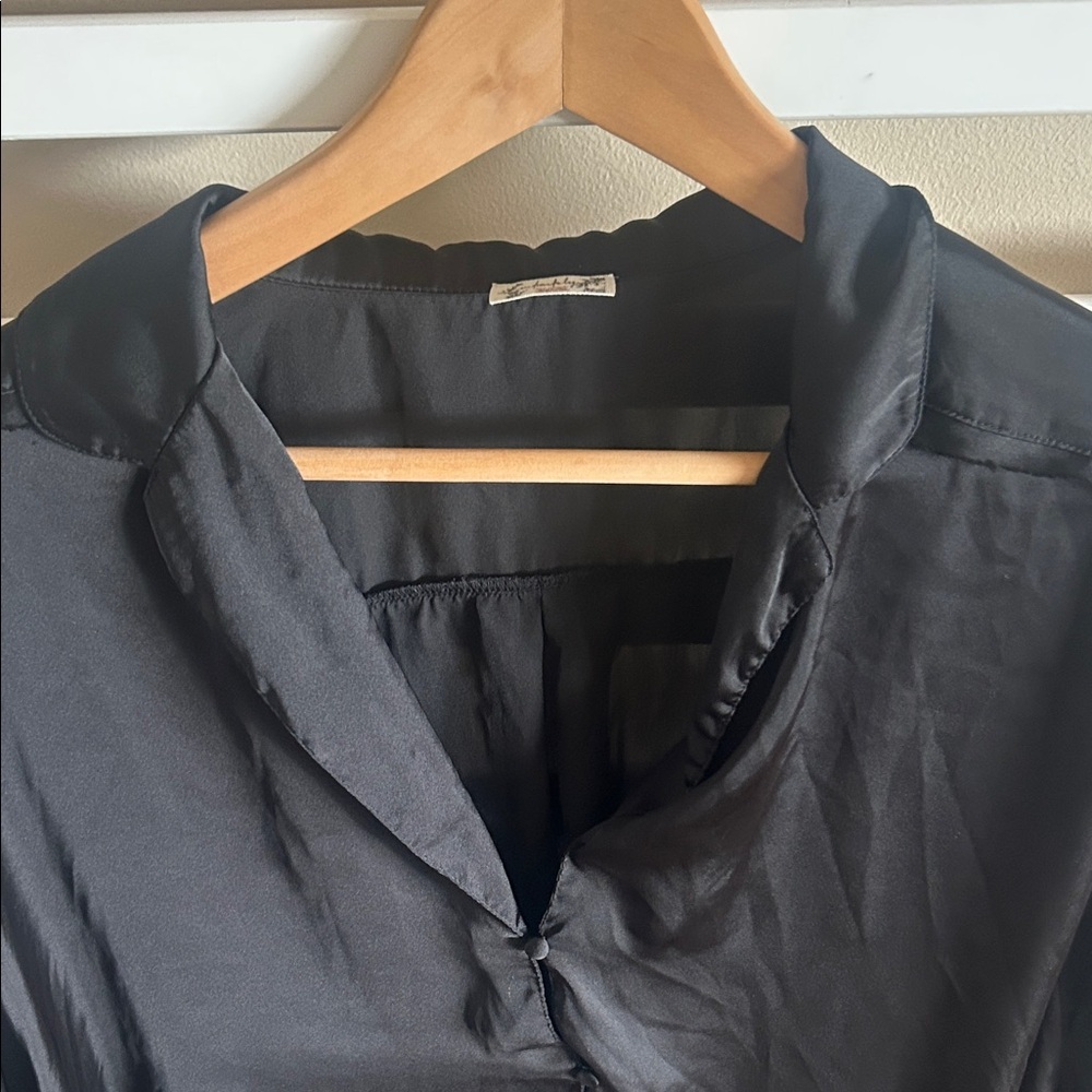 Intimately Free People Black Women's Silky Satin Button-Front Blouse Size Large - Picture 3 of 10
